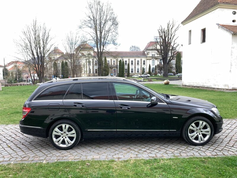 Mercedes-Benz C 220