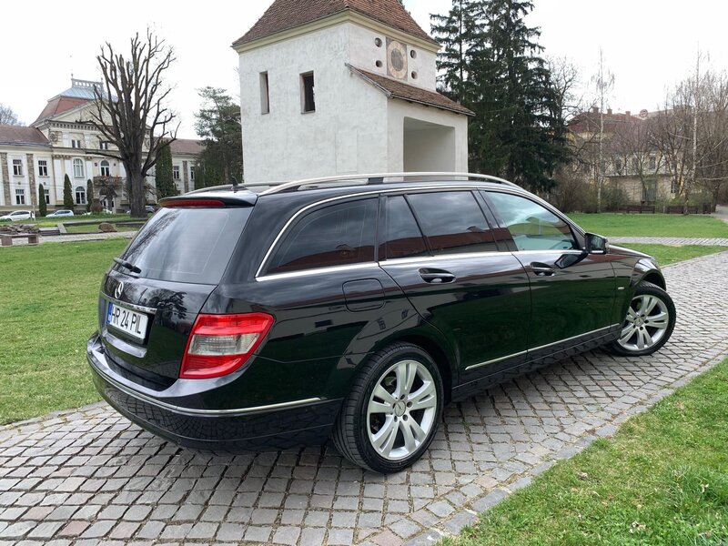 Mercedes-Benz C 220