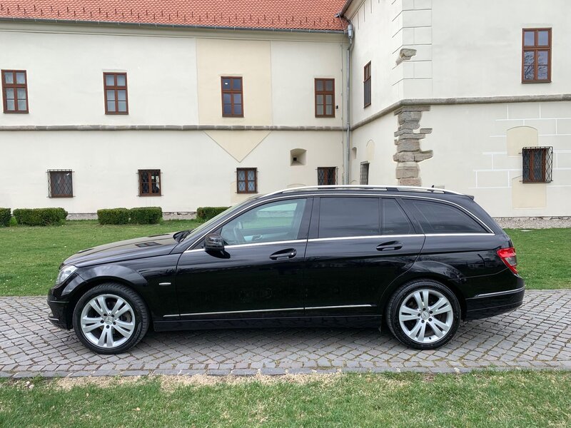 Mercedes-Benz C 220